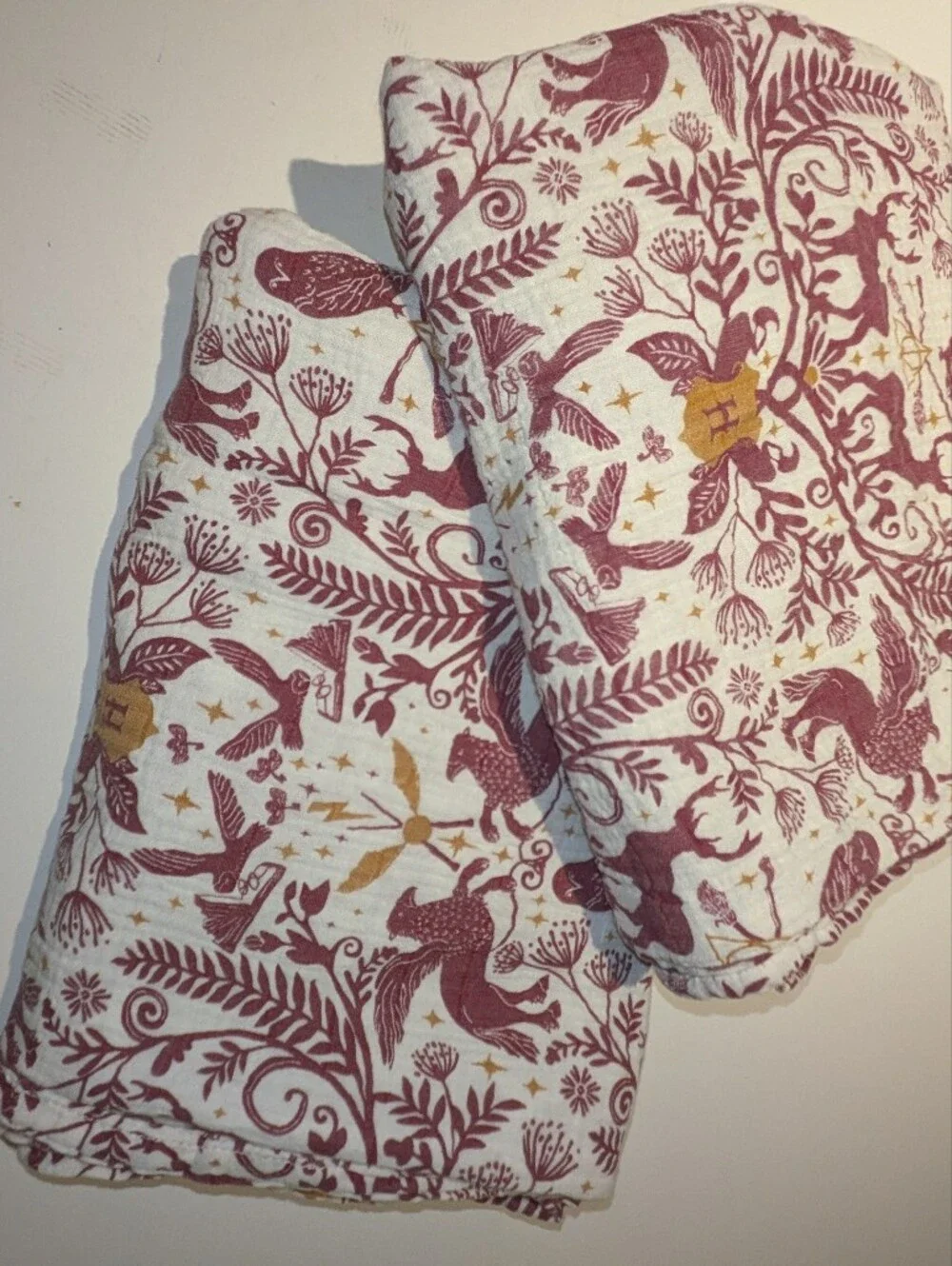 2 Pottery Barn Kids Burgundy and Gold Hogwarts Organic Cotton Baby Swaddles